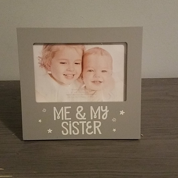 4 by 6 frame, my sister and me - Picture 1 of 1